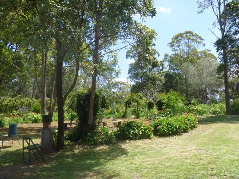 42 Hilary Road, Benarkin QLD 4306