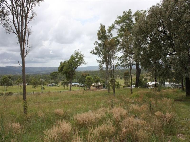 13 McConnel Street, Braemore QLD 4313