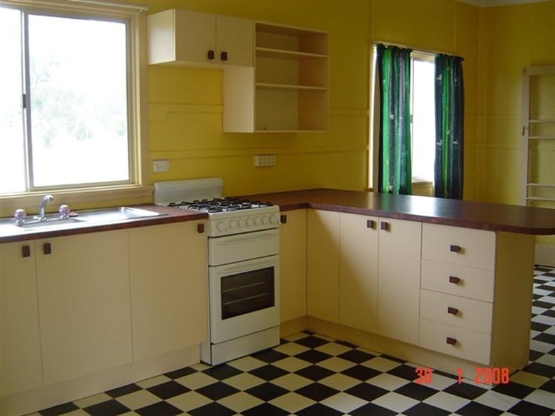 7184 Brisbane Valley Highway, Toogoolawah QLD 4313