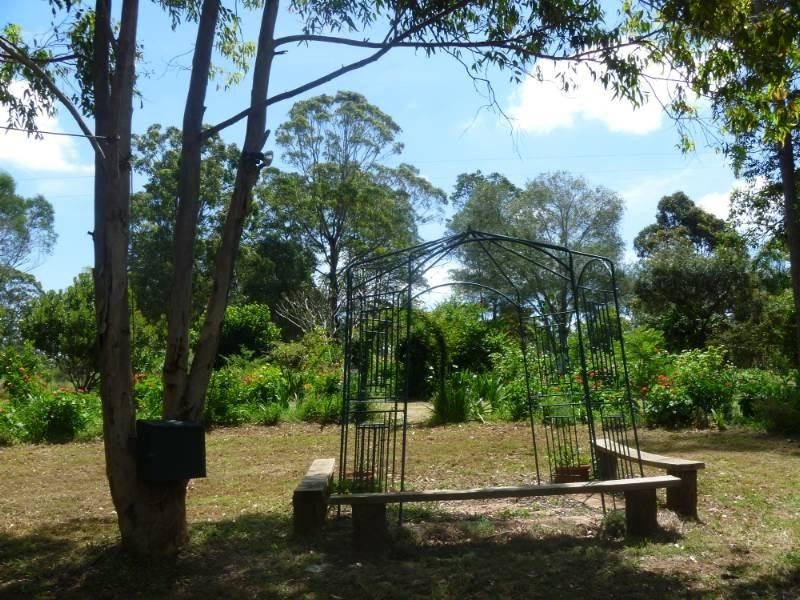 42 Hillary Road, Blackbutt QLD 4306