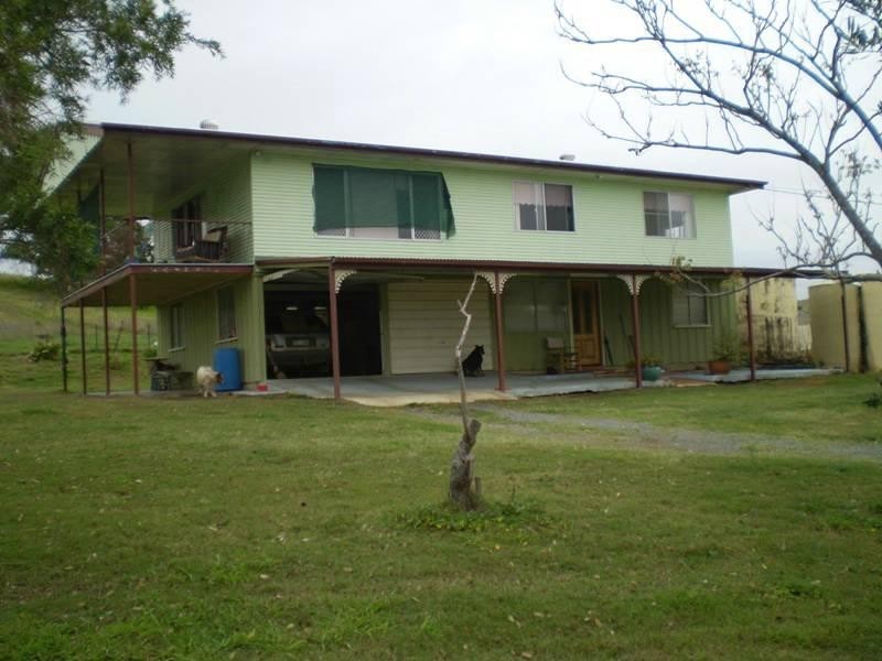 127 Wolffs Lane, Toogoolawah QLD 4313