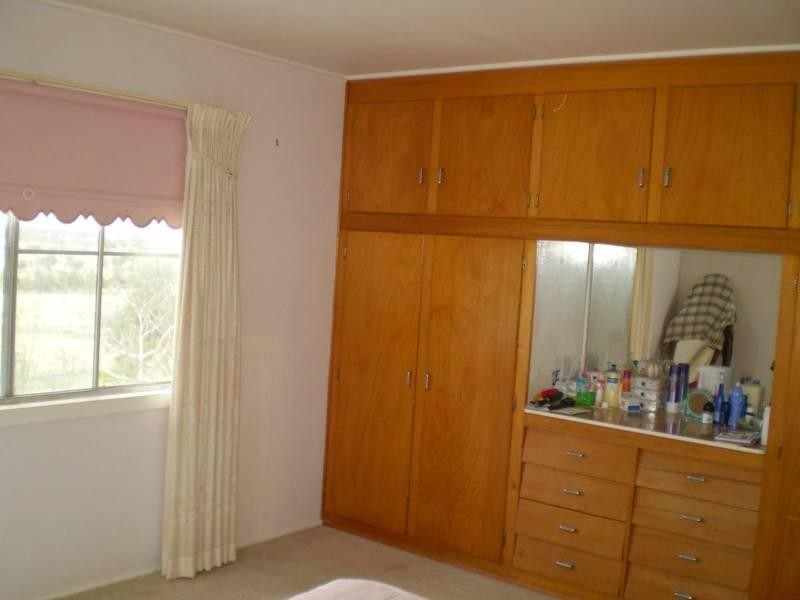 127 Wolffs Lane, Toogoolawah QLD 4313