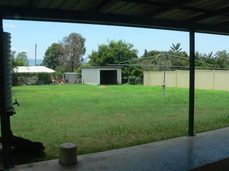 14 Victoria Street, Toogoolawah QLD 4313