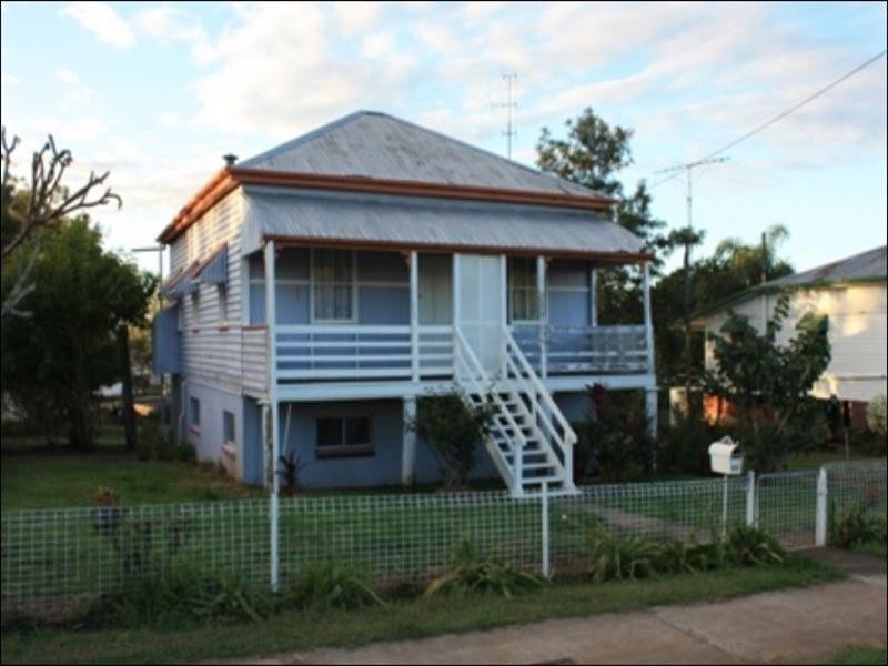 45 Fulham Street, Toogoolawah QLD 4313