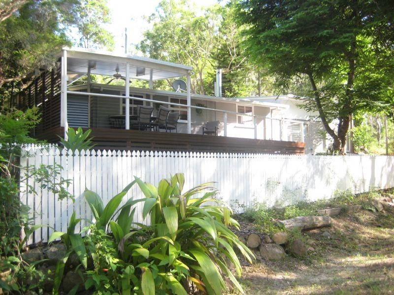 10 Jubilee Street, Somerset Dam QLD 4312