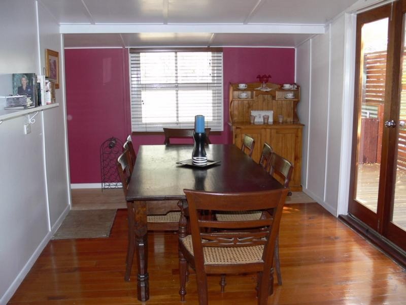 10 Jubilee Street, Somerset Dam QLD 4312