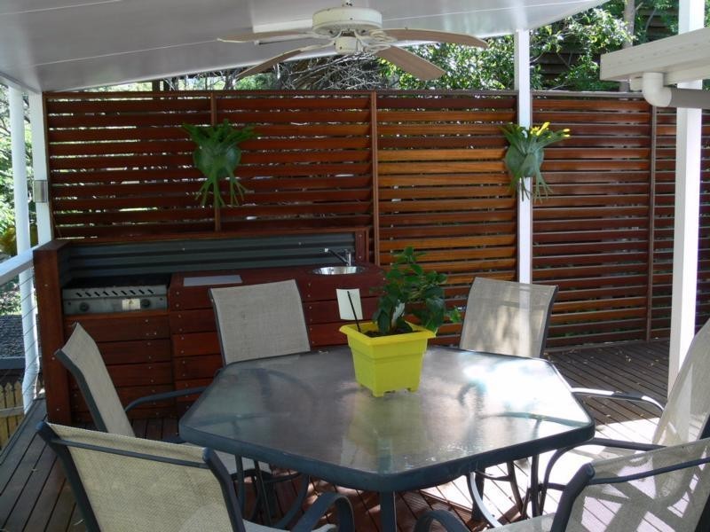 10 Jubilee Street, Somerset Dam QLD 4312