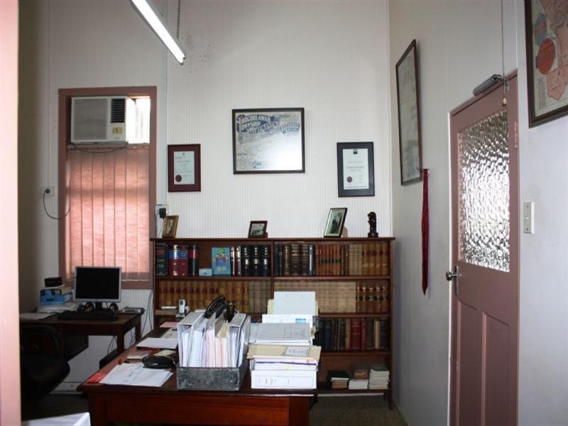 19 Cressbrook Street, Toogoolawah QLD 4313