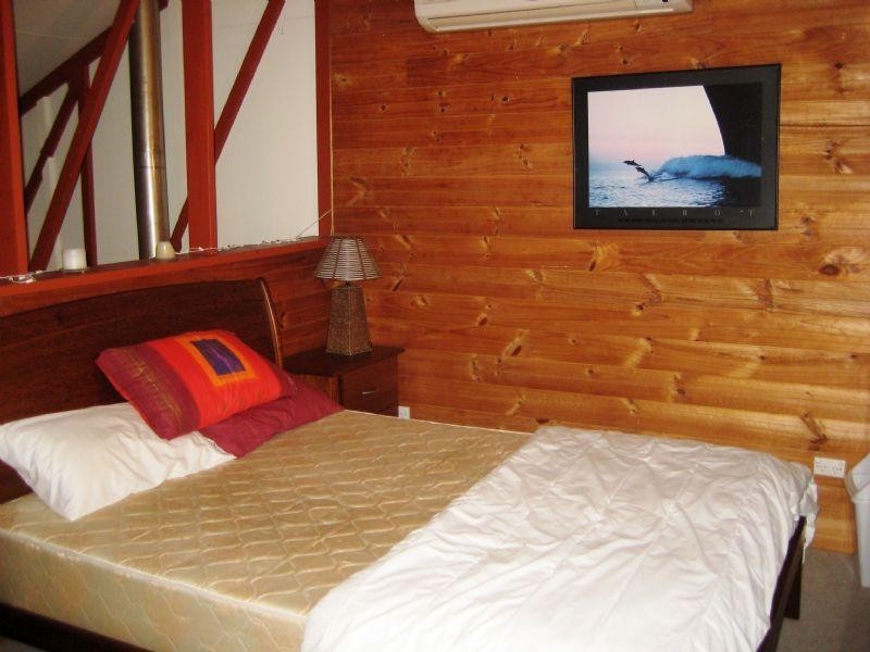 5 George Street, Somerset Dam QLD 4312