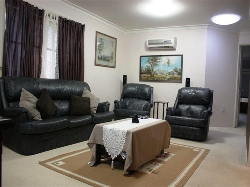 15 Victoria Street, Toogoolawah QLD 4313