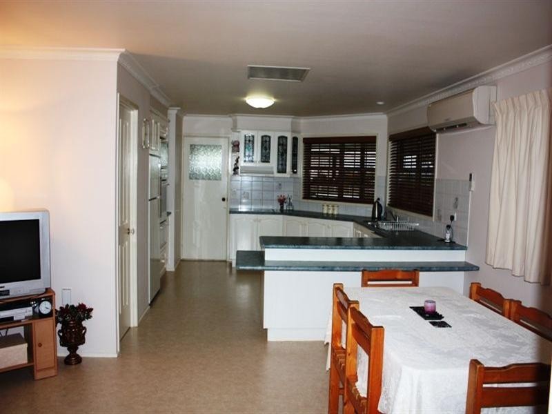 15 Victoria Street, Toogoolawah QLD 4313