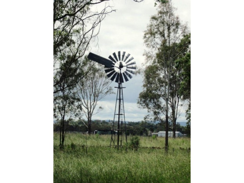 60 Krugers Lane, Toogoolawah QLD 4313