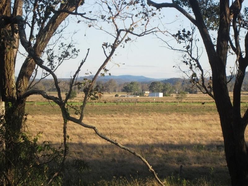 60 Krugers Lane, Toogoolawah QLD 4313