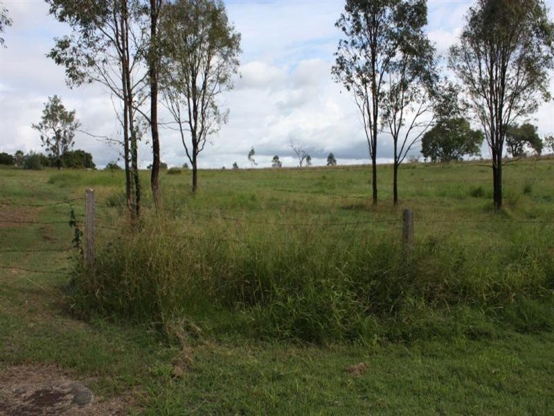 98 Fulham Street, Toogoolawah QLD 4313