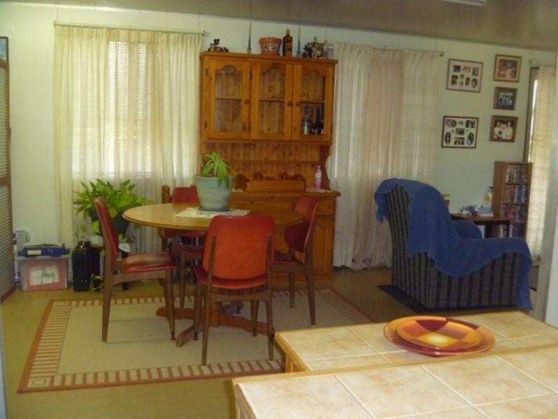 44 David Road, Blackbutt QLD 4306