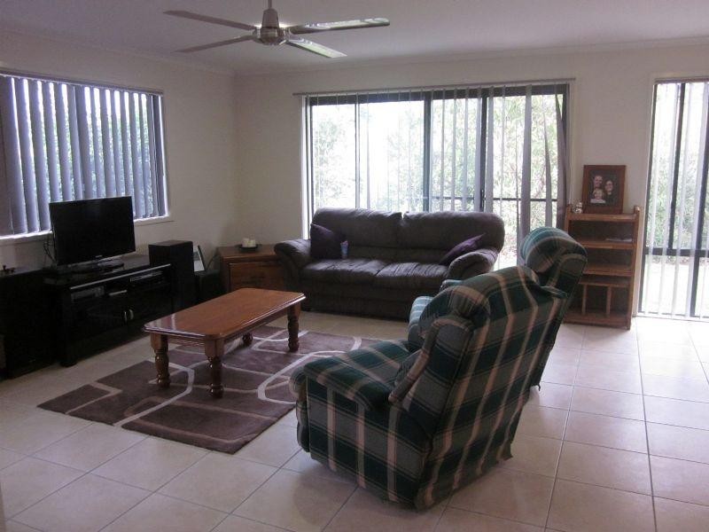 Unit 2/99 Fulham Street, Toogoolawah QLD 4313