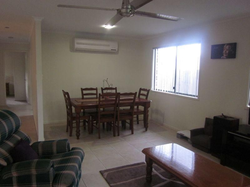 Unit 2/99 Fulham Street, Toogoolawah QLD 4313