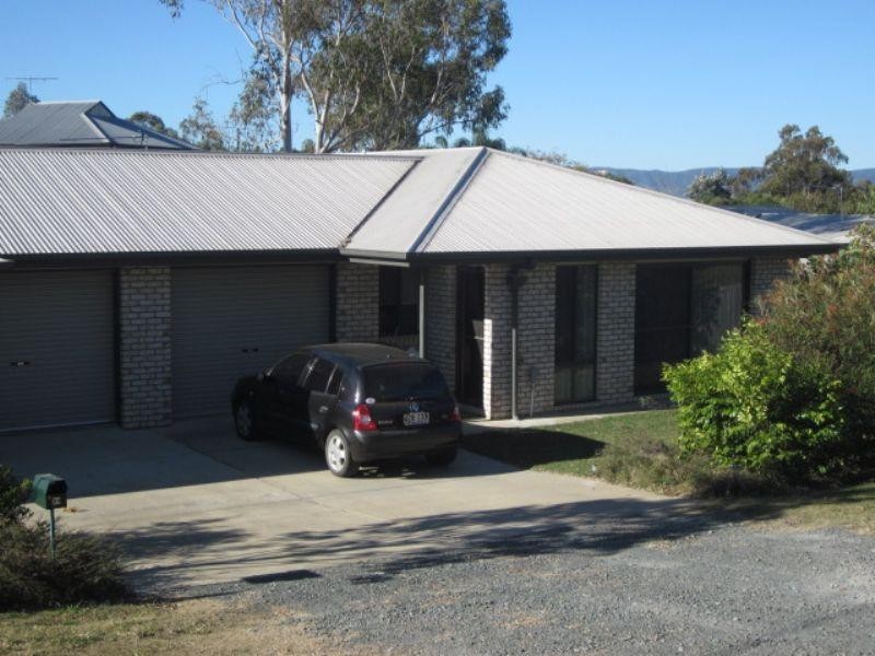 Unit 2/99 Fulham Street, Toogoolawah QLD 4313