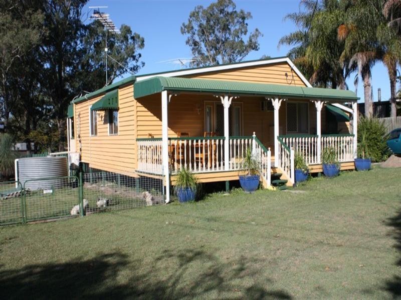 14 Mangerton Street, Toogoolawah QLD 4313