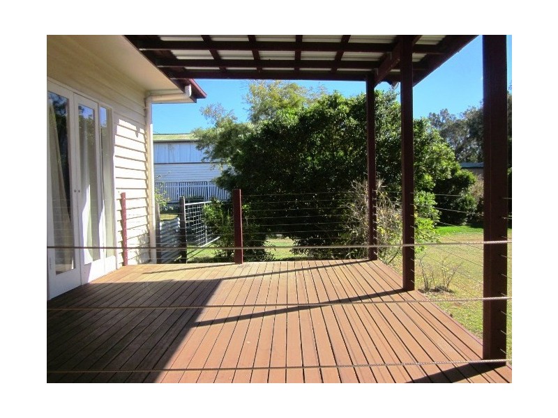 19 Bellambi Street, Toogoolawah QLD 4313