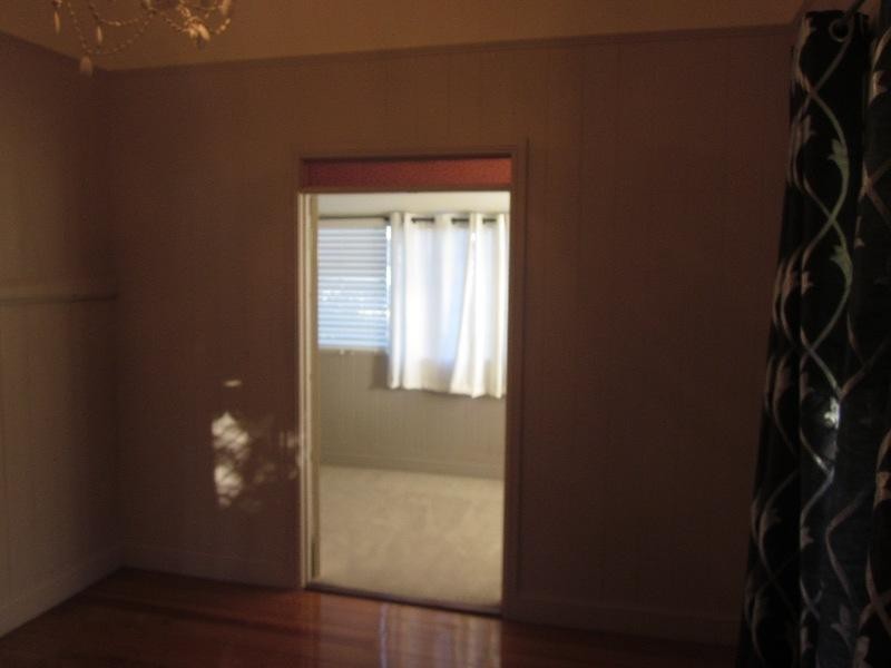 43 Bellambi Street, Toogoolawah QLD 4313