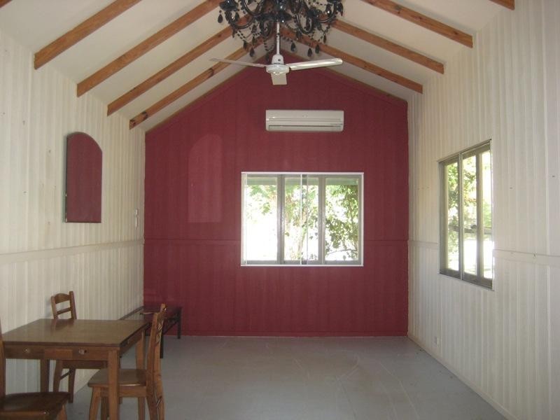 1 Gipps Street, Somerset Dam QLD 4312