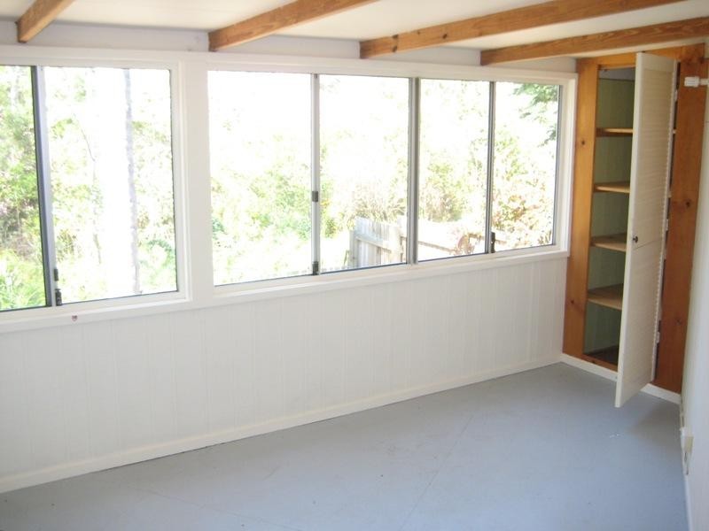 1 Gipps Street, Somerset Dam QLD 4312