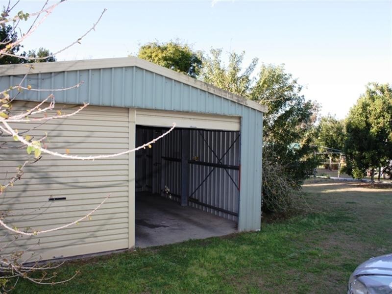 19 Bellambi Street, Toogoolawah QLD 4313