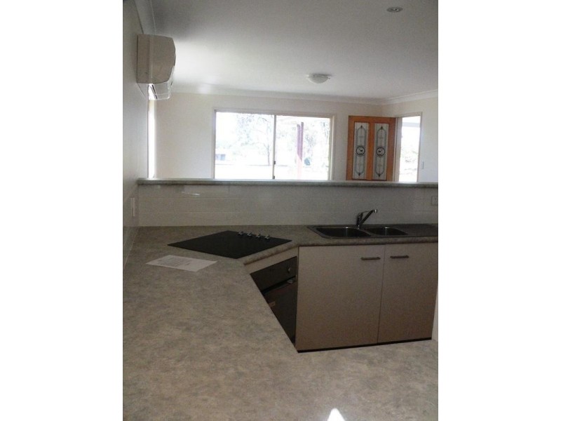 139 Cressbrook Street, Toogoolawah QLD 4313