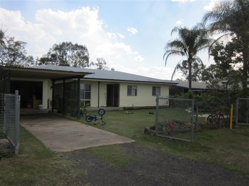 11 Ivory Creek Road, Toogoolawah QLD 4313