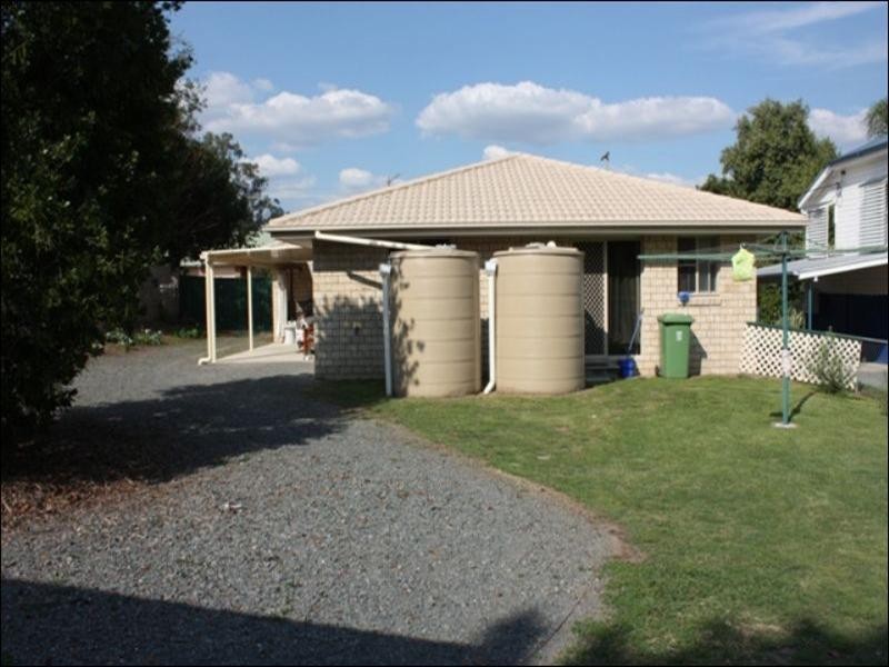 11 Charles Street, Toogoolawah QLD 4313