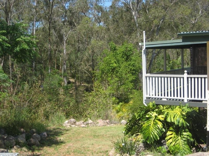 24 George Street, Somerset Dam QLD 4312