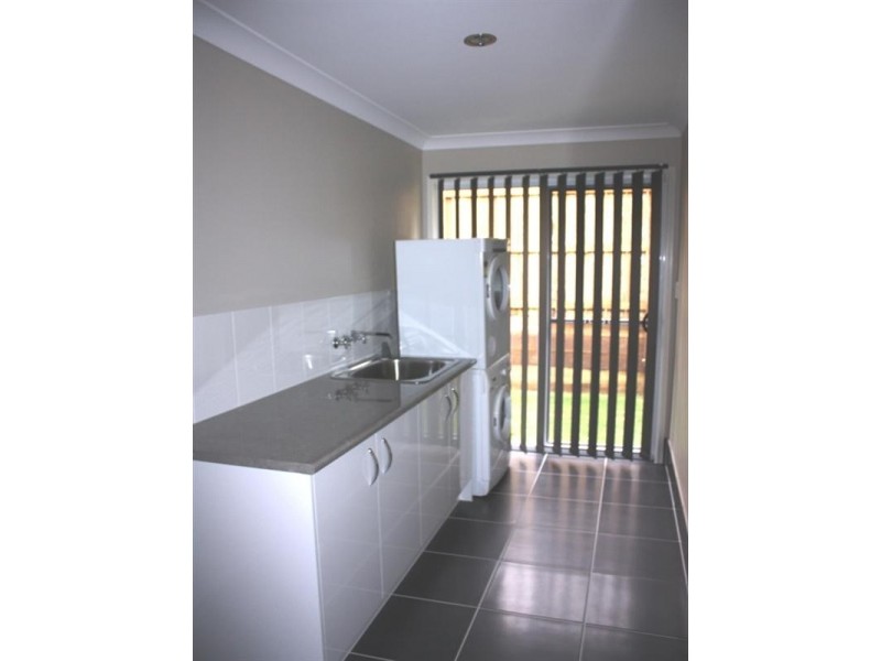 63 Bellambi Street, Toogoolawah QLD 4313