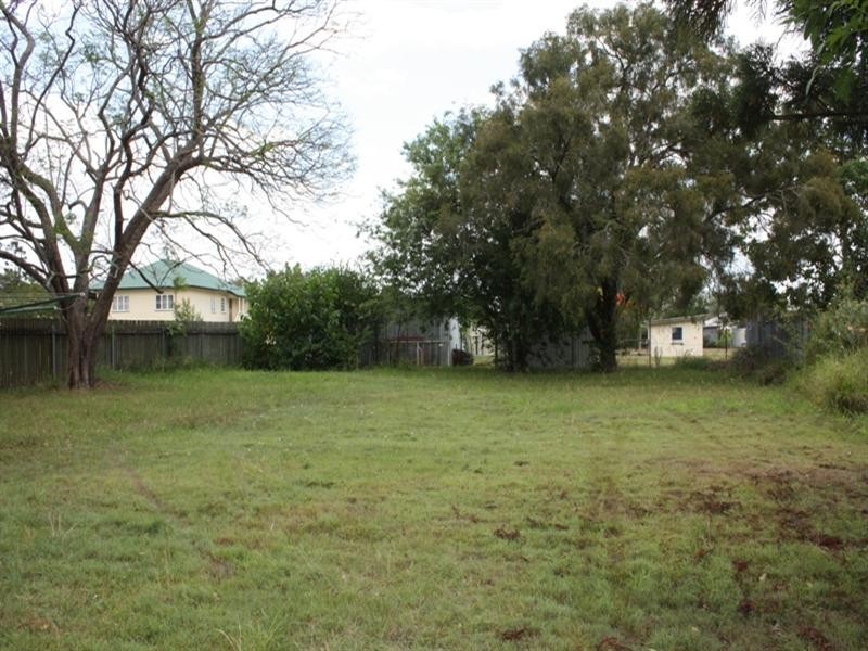 43 Eskdale Road, Toogoolawah QLD 4313
