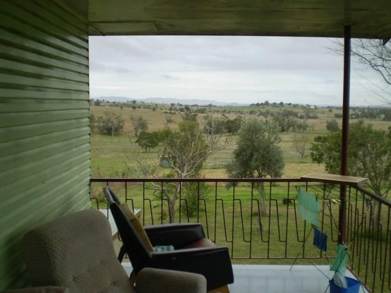 127 Wolffs Lane, Toogoolawah QLD 4313