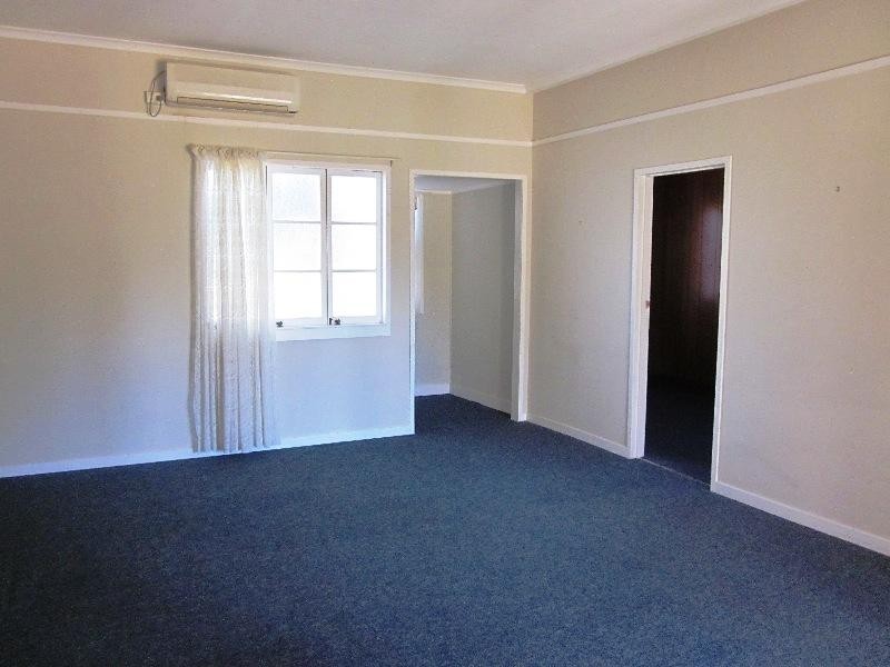 19 Bellambi Street, Toogoolawah QLD 4313