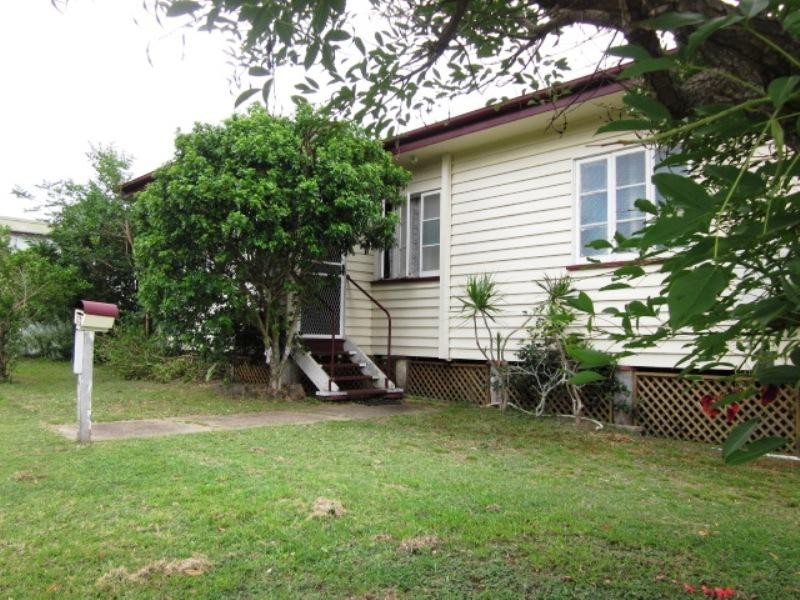 19 Bellambi Street, Toogoolawah QLD 4313