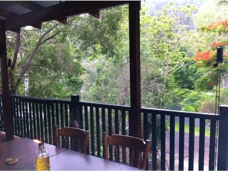 9 Jubilee Street, Somerset Dam QLD 4312