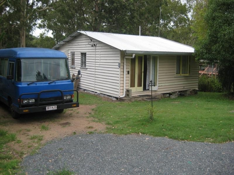 6 Jubilee Street, Somerset Dam QLD 4312