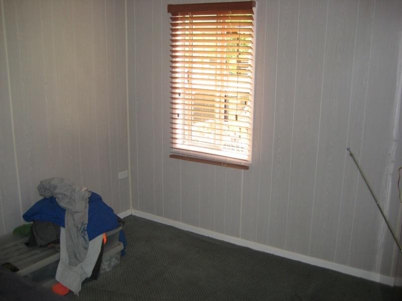 6 Jubilee Street, Somerset Dam QLD 4312