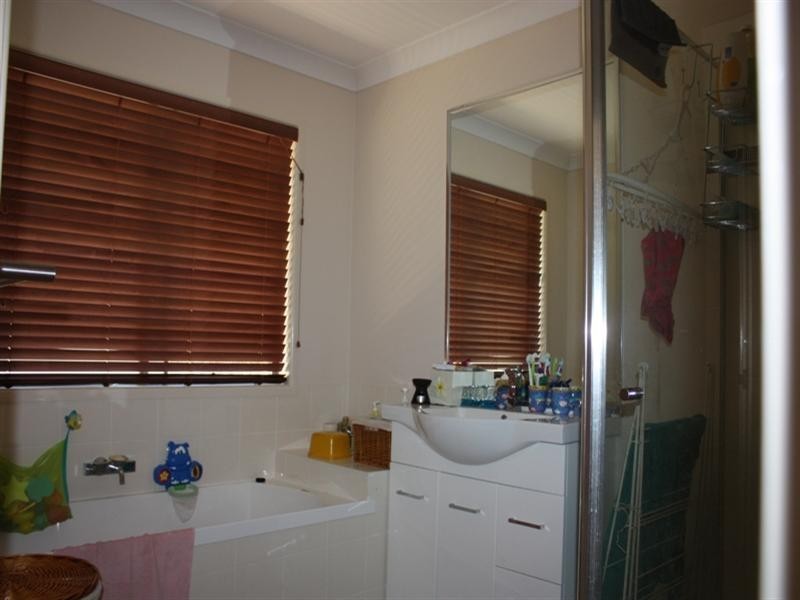 60 Eskdale Road, Toogoolawah QLD 4313