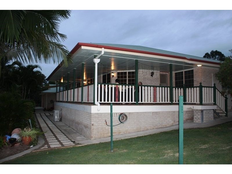 15 Victoria Street, Toogoolawah QLD 4313
