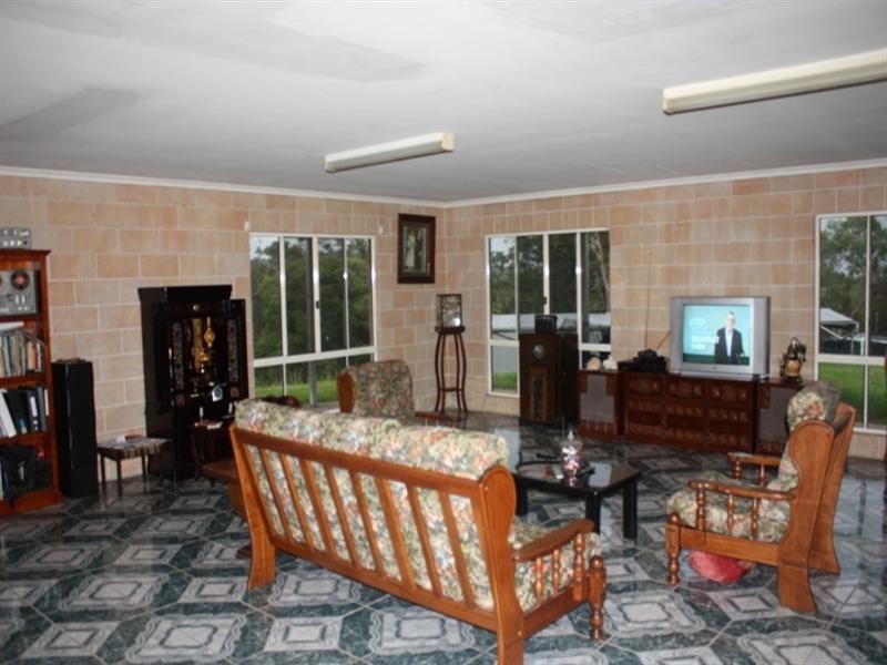 421 Brennan Road, Esk QLD 4312