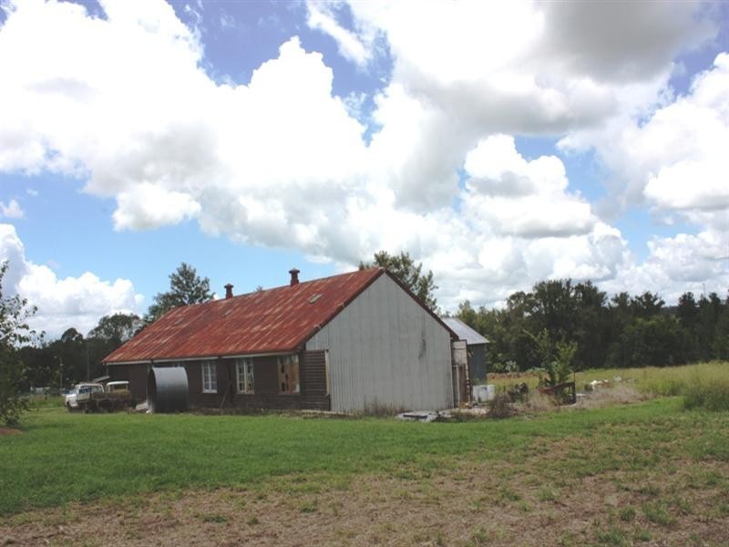 29 Factory Road, Toogoolawah QLD 4313