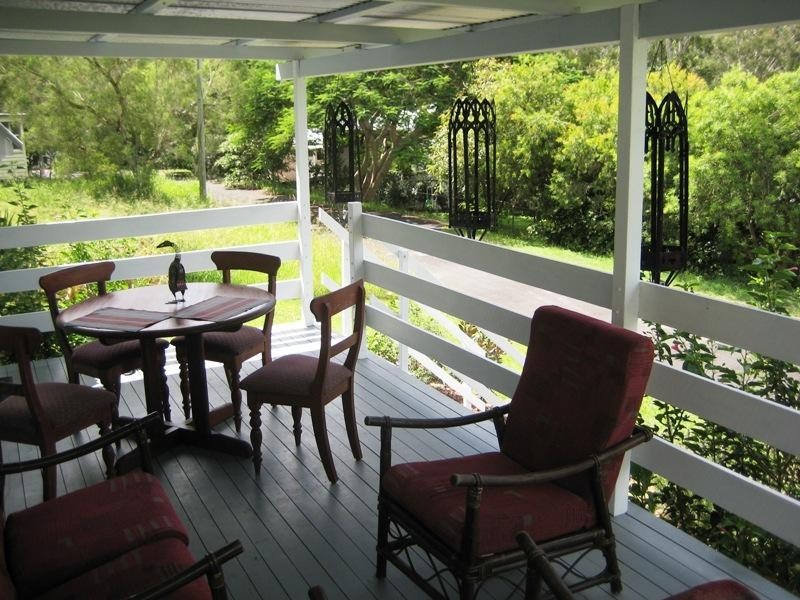 3 Edward Street, Somerset Dam QLD 4312