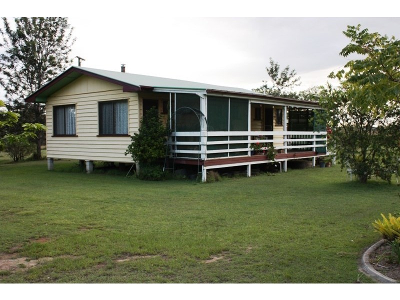 1 Cameron Road, Blackbutt QLD 4306