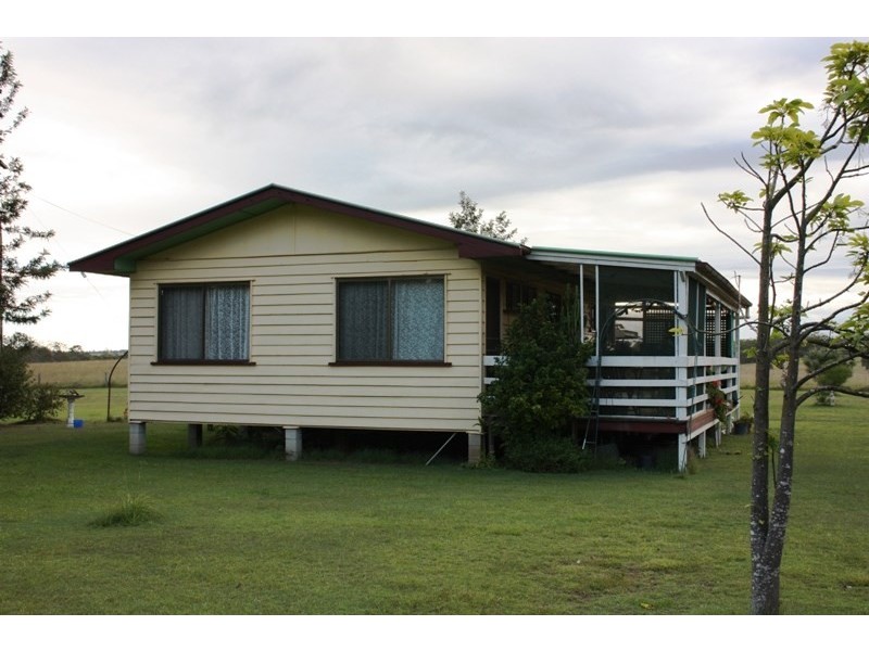1 Cameron Road, Blackbutt QLD 4306