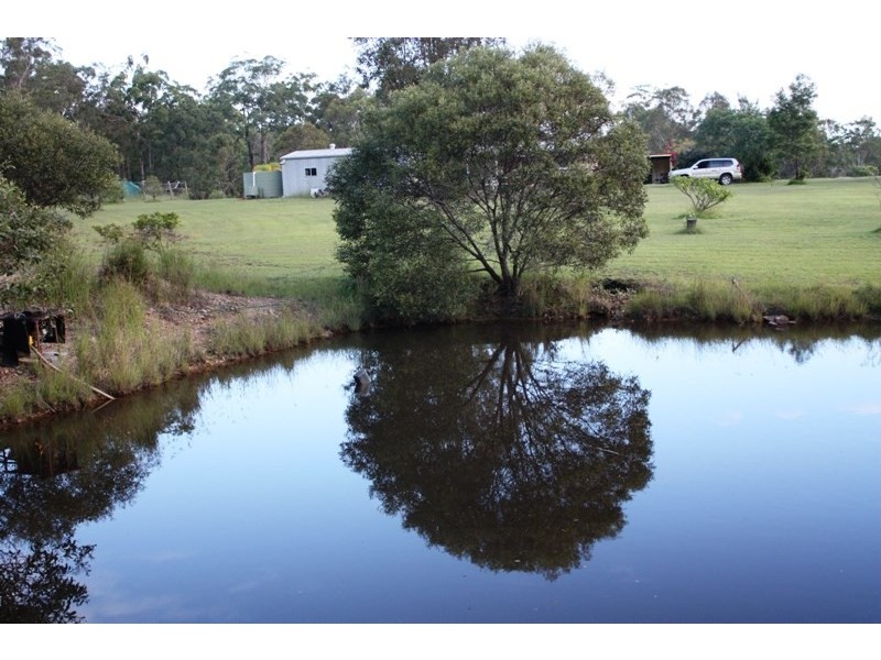 1 Cameron Road, Blackbutt QLD 4306