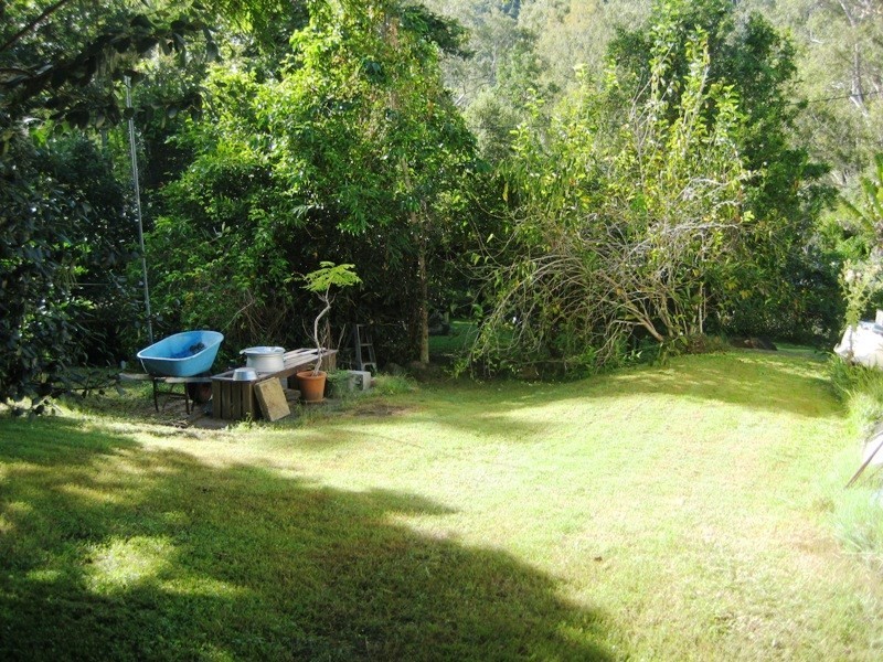 5 Jubilee Street, Somerset Dam QLD 4312
