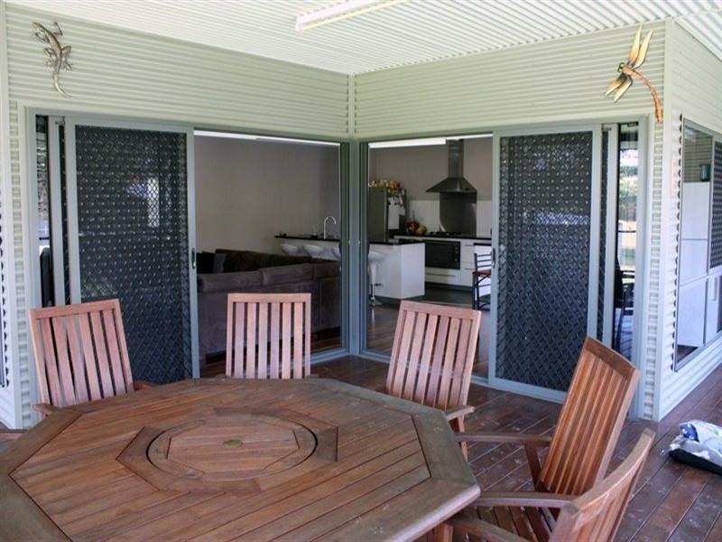 Blackbutt QLD 4306